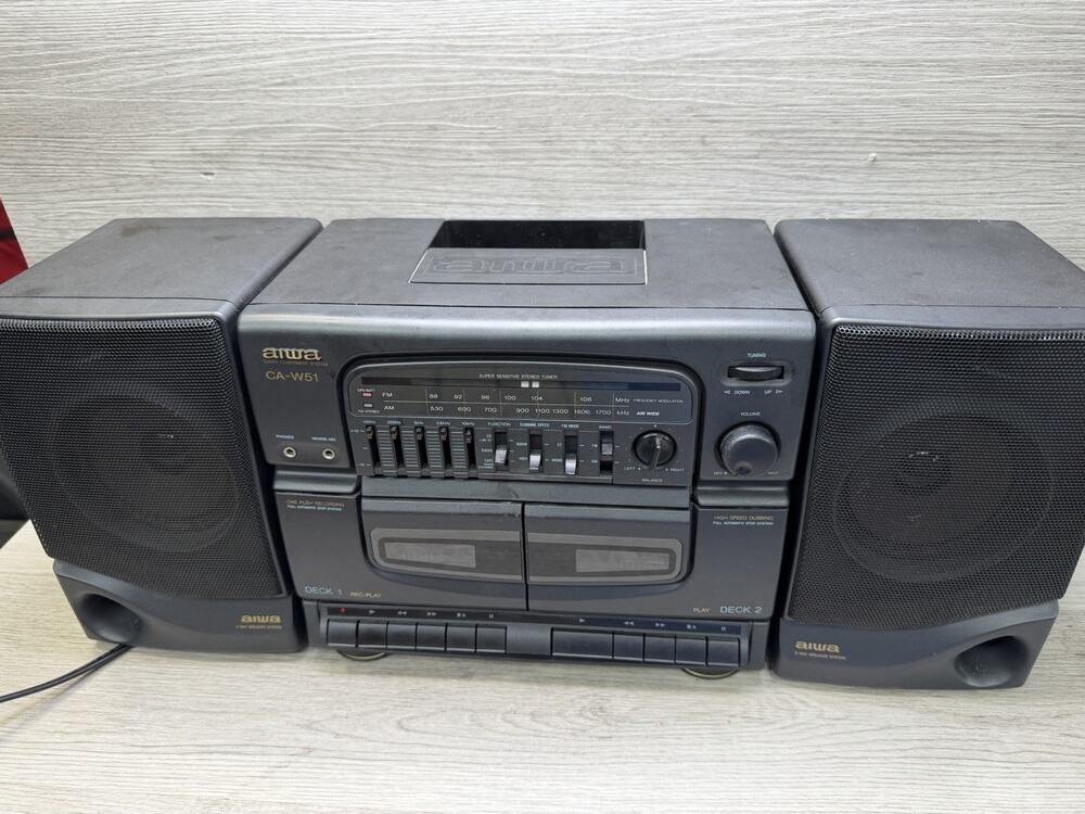 Aiwa CA-W51 Portable Stereo AM/FM Dual Cassette Recorder Boombox